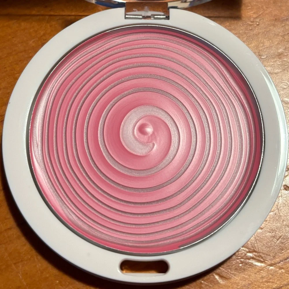 Morphe Huephoric Rush 3-in-1 Silk Blush Energized
